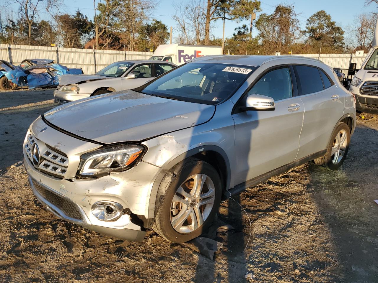 Mercedes-benz Gla-class 2019