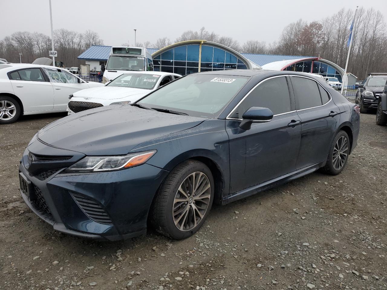 Toyota Camry 2019