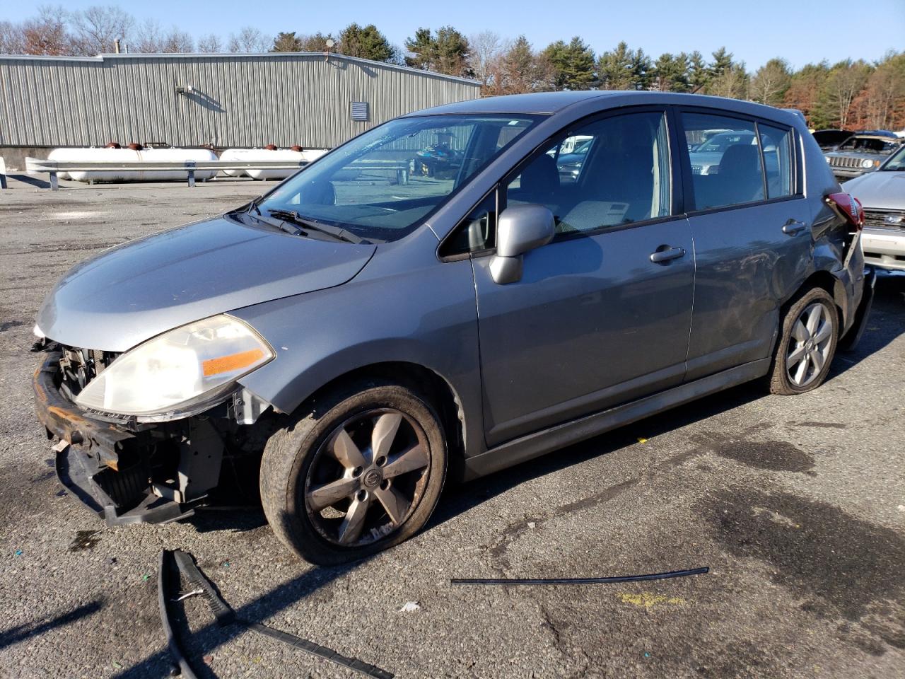 Nissan Versa 2011