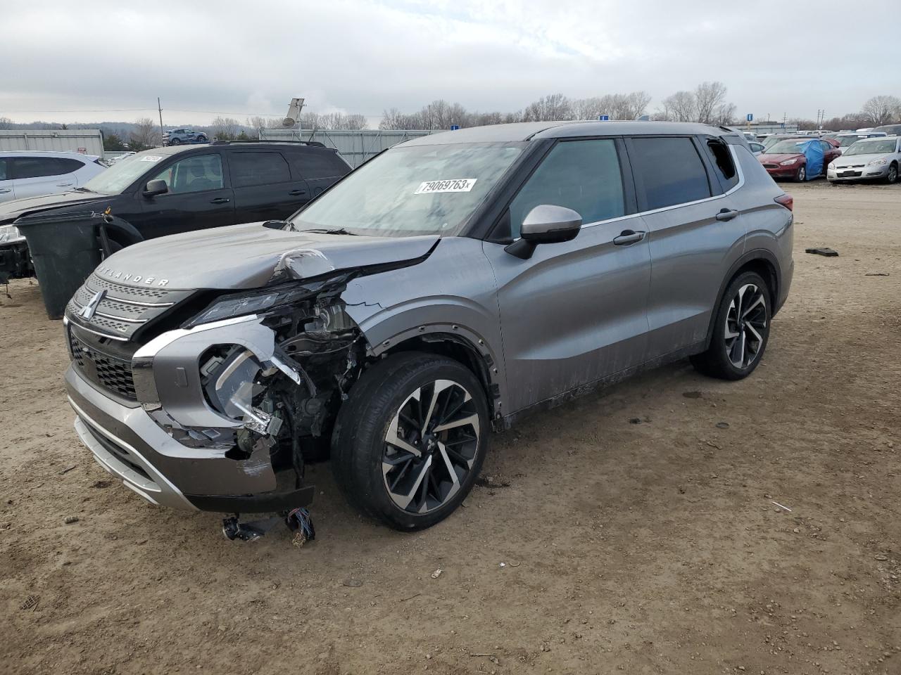 Mitsubishi Outlander 2022