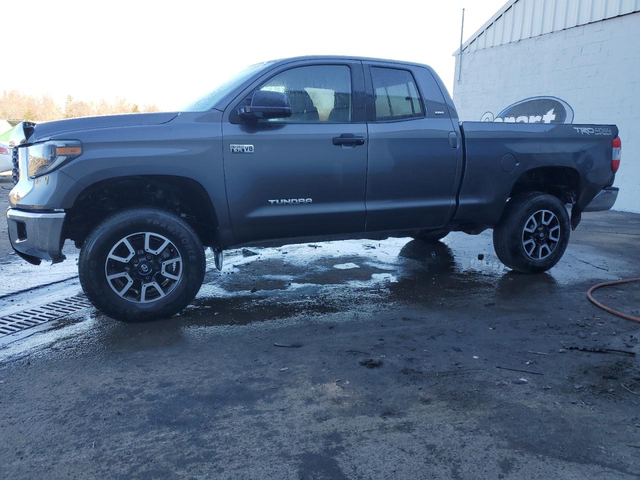 TOYOTA TUNDRA DOU 2020