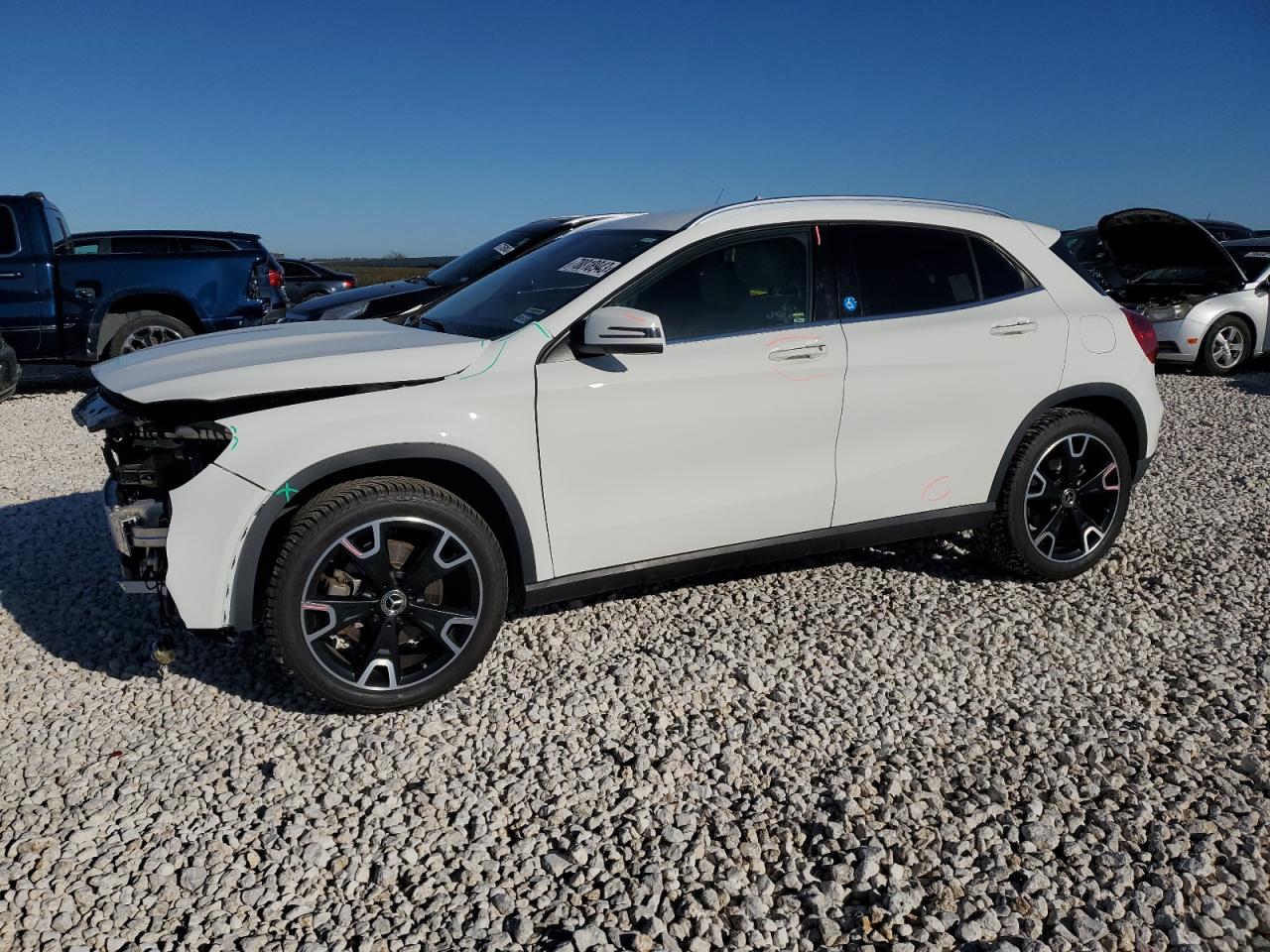 Mercedes-benz Gla-class 2019