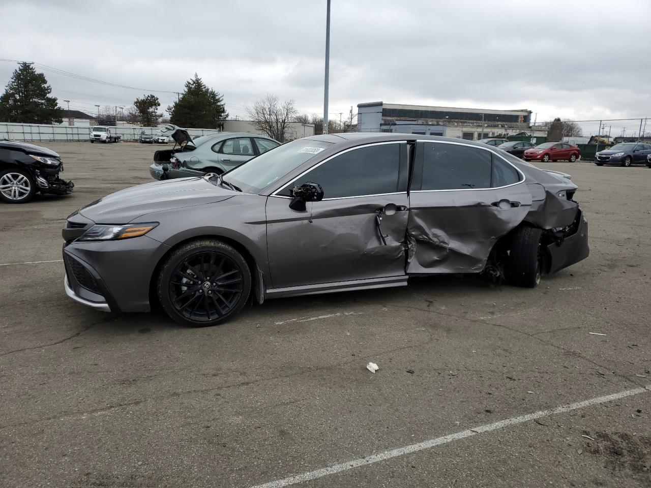 Toyota Camry 2024