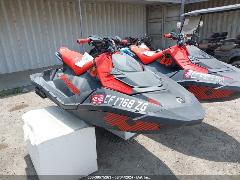 00000YDV33233L021 SEA-DOO SPARK TRIXX 900 з аукціону США | Day Drive