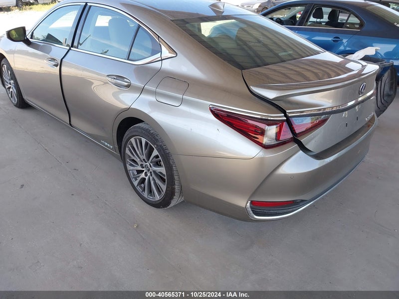 58ADA1C1XMU007369 LEXUS ES 300H с аукциона США | Day Drive