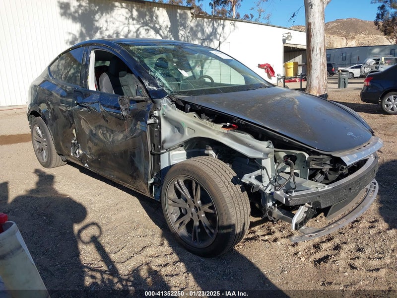 7SAYGDED4SF245487 TESLA MODEL Y с аукциона США | Day Drive