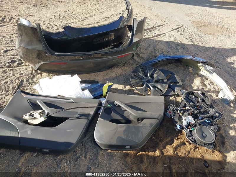 Yページです 7SAYGDED4SF245487 TESLA MODEL Y с аукциона США | Day Drive