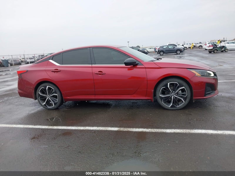 イオーヌ4　あん様 1N4BL4CV3PN411023 NISSAN ALTIMA с аукциона США | Day Drive