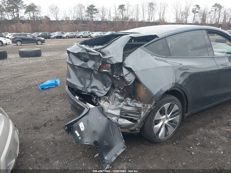 7SAYGDED3PF966665 TESLA MODEL Y с аукциона США | Day Drive