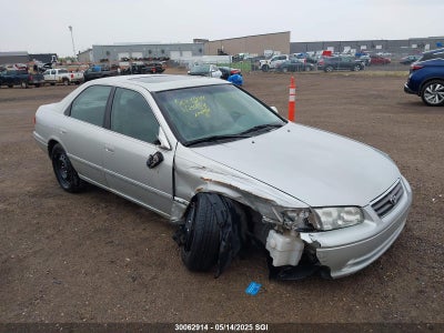 TOYOTA CAMRY 2001