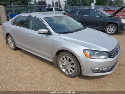 VOLKSWAGEN PASSAT 2013