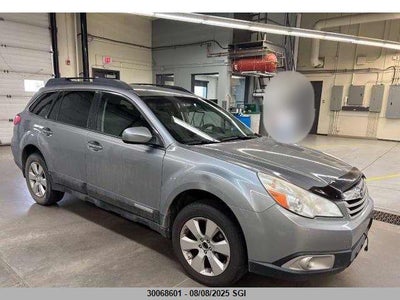 SUBARU OUTBACK 2010