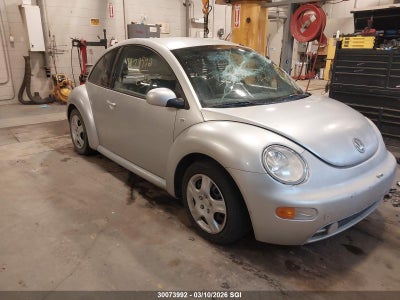 VOLKSWAGEN NEW BEETLE 2001