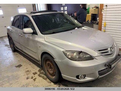MAZDA 3 2004