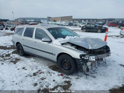 VOLVO V70 2001