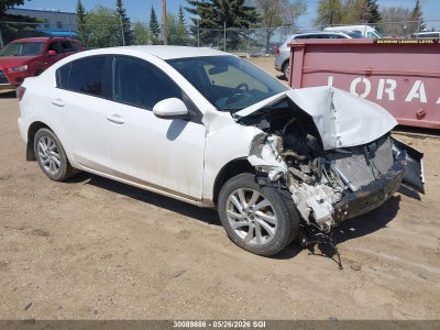 MAZDA 3 2013