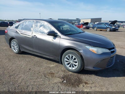 TOYOTA CAMRY 2015