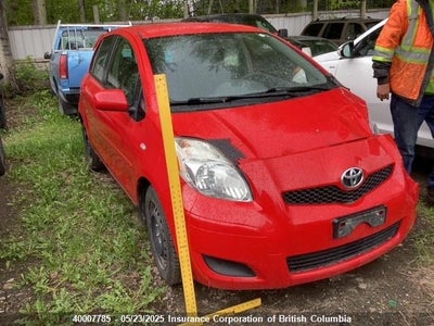 TOYOTA YARIS 2011