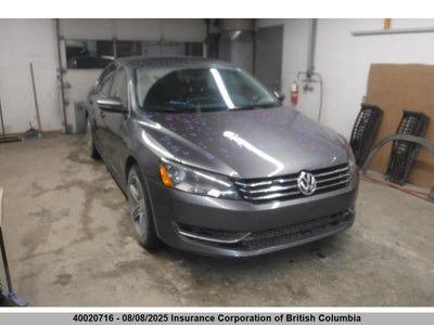 VOLKSWAGEN PASSAT 2012