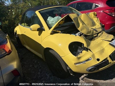 VOLKSWAGEN NEW BEETLE 2009