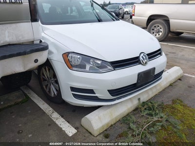 VOLKSWAGEN GOLF 2016