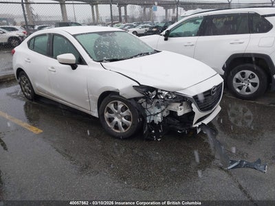 MAZDA 3 2015