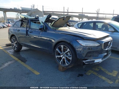 VOLVO V90 2022