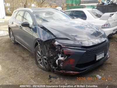 TOYOTA CROWN SIGNIA 2025