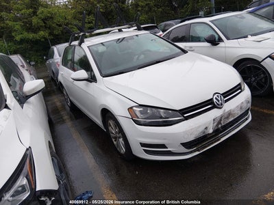 VOLKSWAGEN GOLF 2015