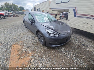 TESLA MODEL 3 2022