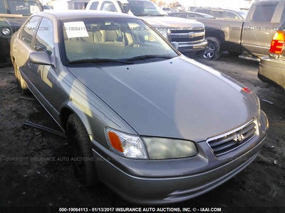 TOYOTA CAMRY 2001