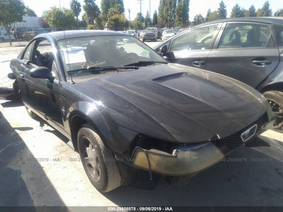 FORD MUSTANG 2001