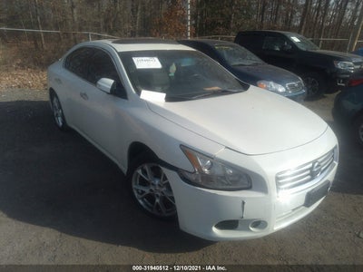 NISSAN MAXIMA 2014