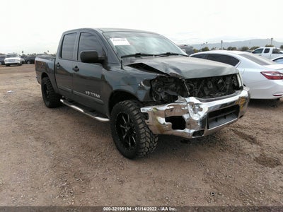 NISSAN TITAN 2012