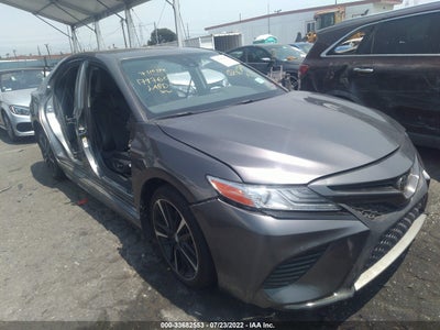 TOYOTA CAMRY 2019