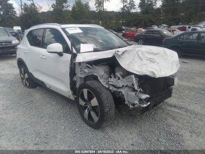 VOLVO XC40 2019