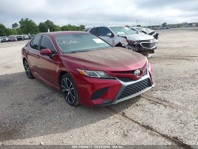 TOYOTA CAMRY 2018