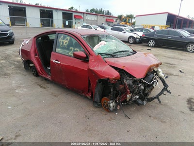 NISSAN VERSA 2018