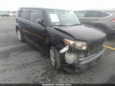 SCION XB 2012