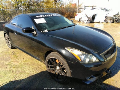 INFINITI JOURNEY 2013