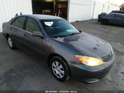 TOYOTA CAMRY 2004
