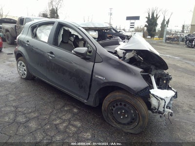TOYOTA PRIUS C 2016
