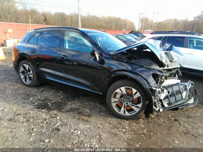 AUDI E-TRON 2022
