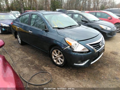NISSAN VERSA 2017