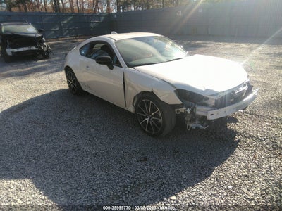 TOYOTA GR86 2023