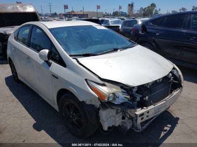 TOYOTA PRIUS 2013