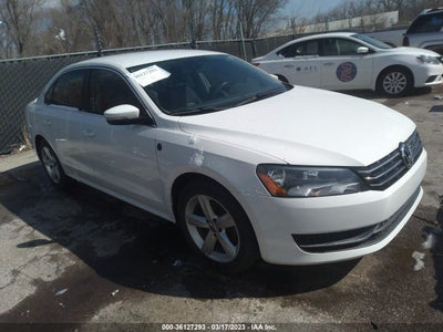 VOLKSWAGEN PASSAT 2014