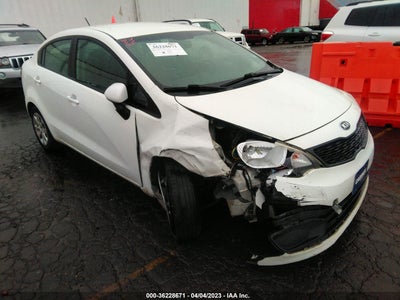 KIA RIO 2015