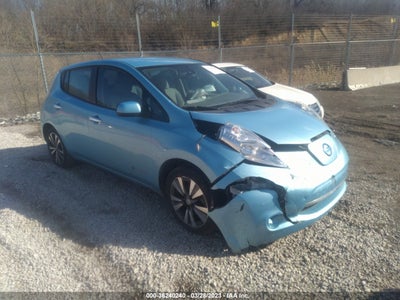 NISSAN LEAF 2015