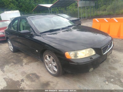 VOLVO S60 2005